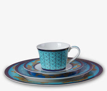 Load image into Gallery viewer, Monkshood Luxury Ceramic Dinnerware
